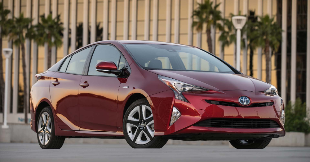Plug In the Toyota Prius for a Great Drive
